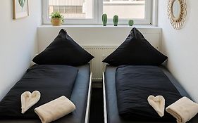 Business Apartments Augsburg mit WIFI, TV, Parken